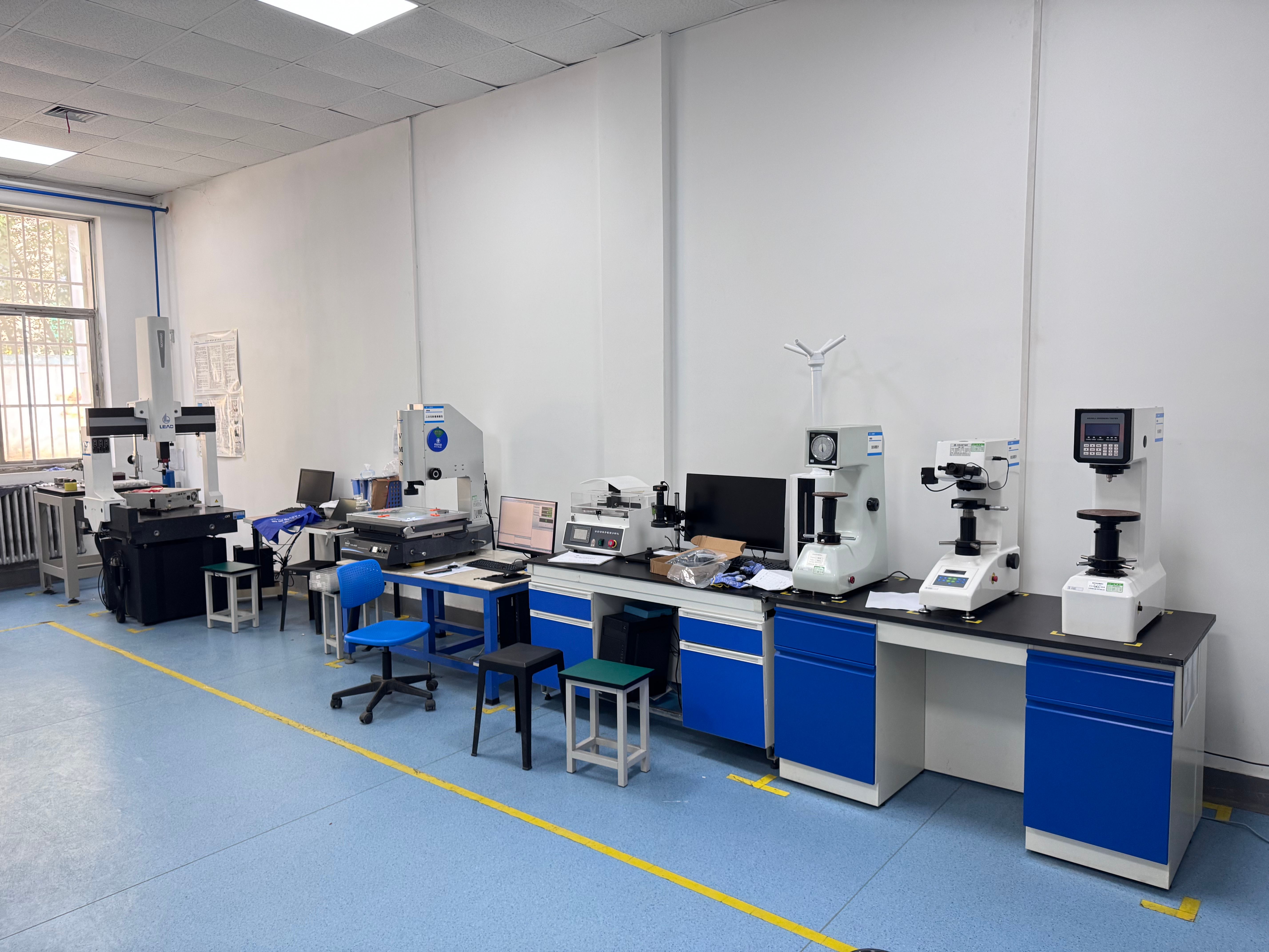 301761805822542260.jpg 實驗室(1).jpg